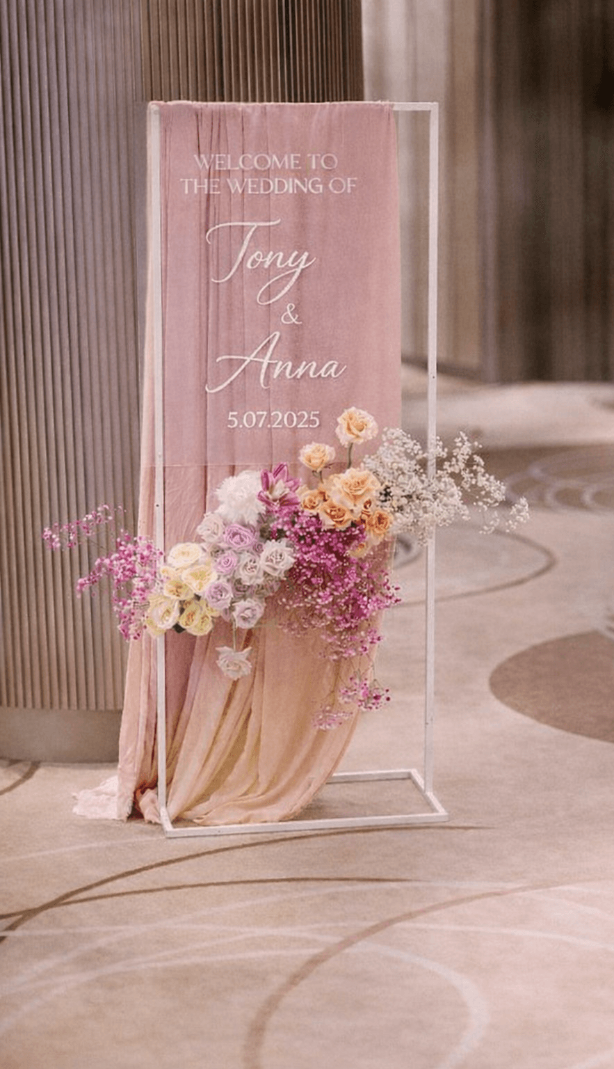 Custom entrance and welcome decor